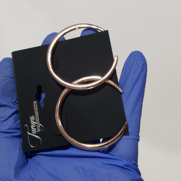 Minimalist Rose Gold tone 1.5" Open Hoop Earrings, Modern & Chic Women's Jewelry - Picture 7 of 9